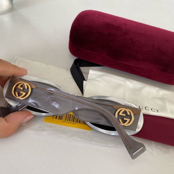 Sold Gucci Oval Sunglasses GG0517S Grey - Picture 5 of 8